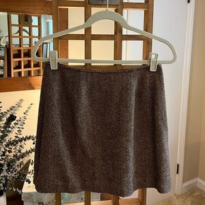 J. Crew (size 6) herringbone mini skirt